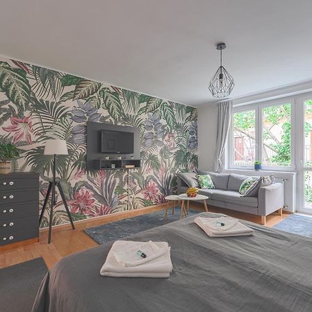 Peaceful Apartment Near Buda Castle And Chain Bridge Budapest Eksteriør billede
