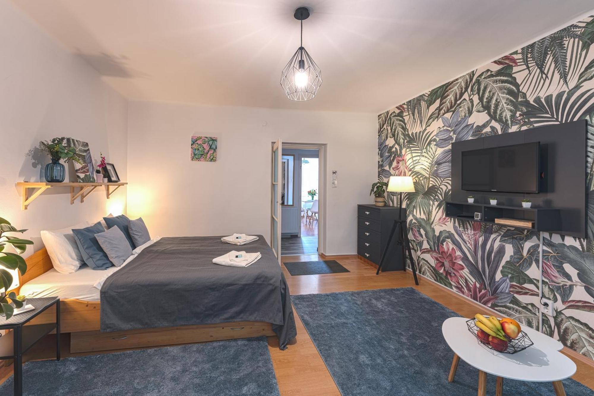 Peaceful Apartment Near Buda Castle And Chain Bridge Budapest Eksteriør billede